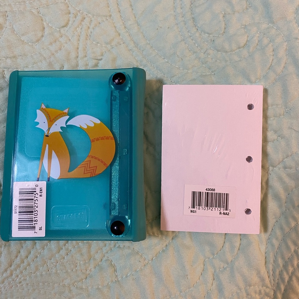 🦊Mini Foxy Notebook - Picture 3 of 3